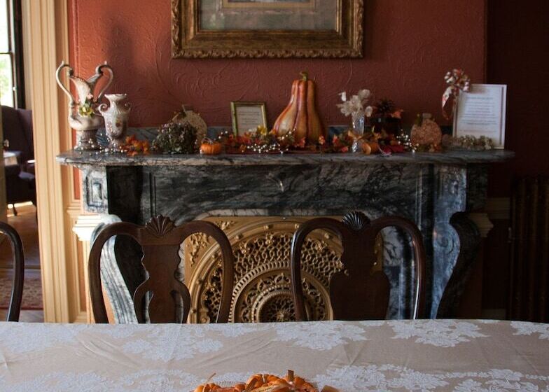 مبيت وإفطار Proctor Mansion Inn