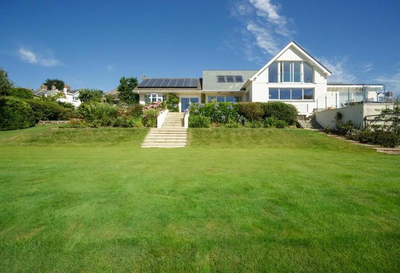 ベッドアンドブレックファースト Seaflowers