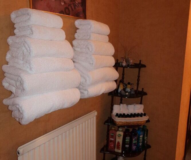 צימר Stafford House Guest House