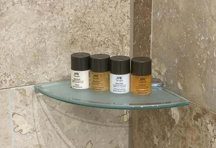 Bed and Breakfast The Carpenters Arms