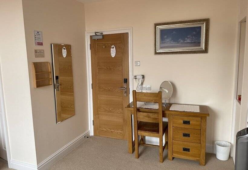 مبيت وإفطار The Clarence