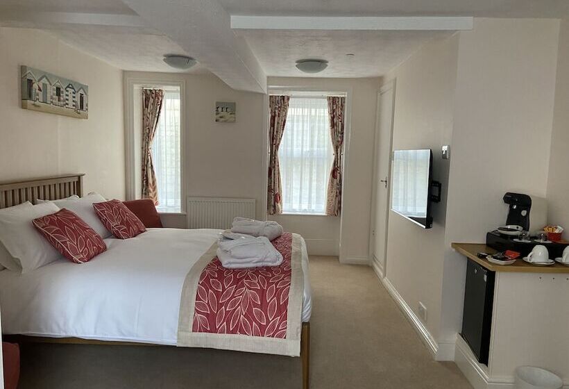 مبيت وإفطار The Clarence