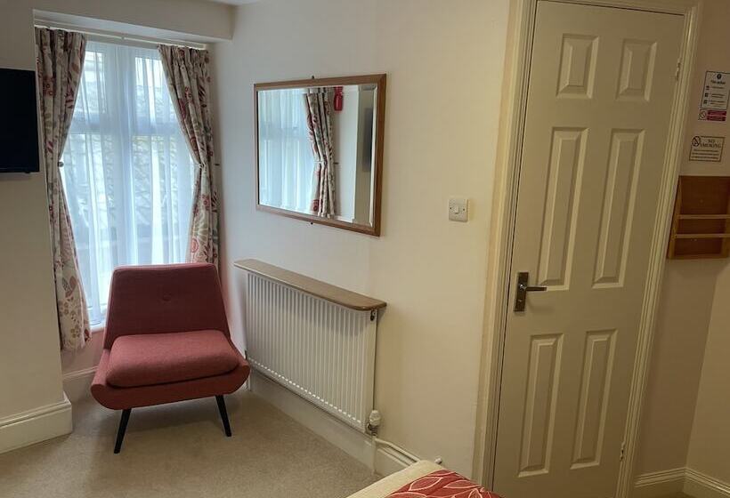 مبيت وإفطار The Clarence