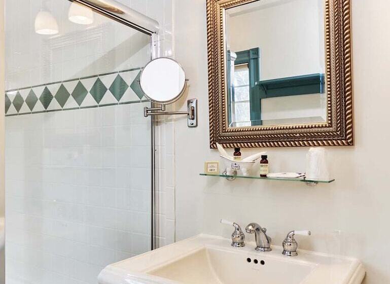 مبيت وإفطار The Constance, The Whitlock, & The Dewey By The Lenox Collection