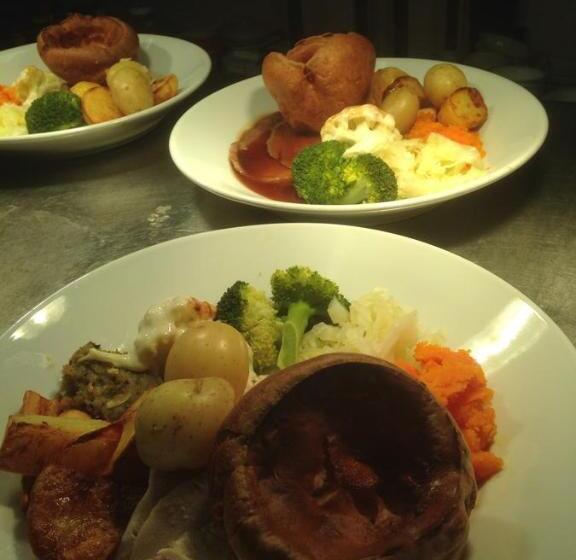 تختخواب و صبحانه The Queen Anne