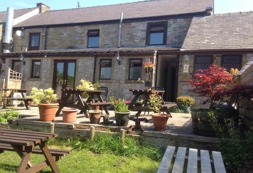 تختخواب و صبحانه The Queen Anne