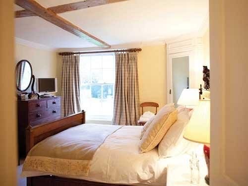 住宿加早餐  The Salutation