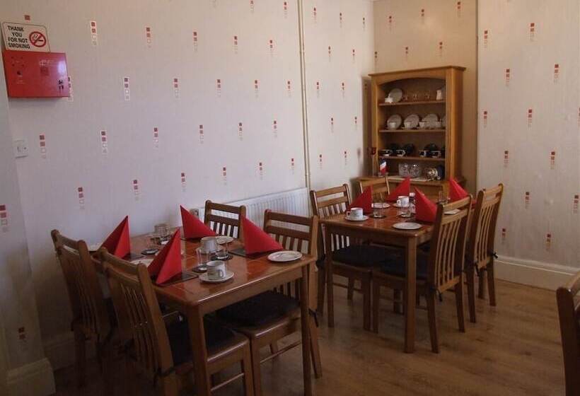 تختخواب و صبحانه Waverley Guest House