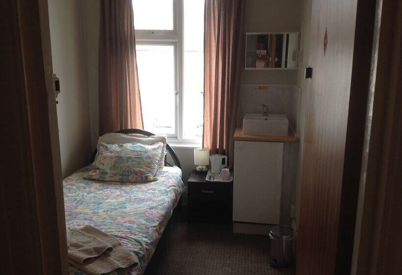 تختخواب و صبحانه Waverley Guest House