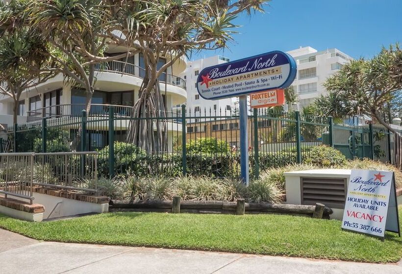 Boulevard North Holiday Apartments