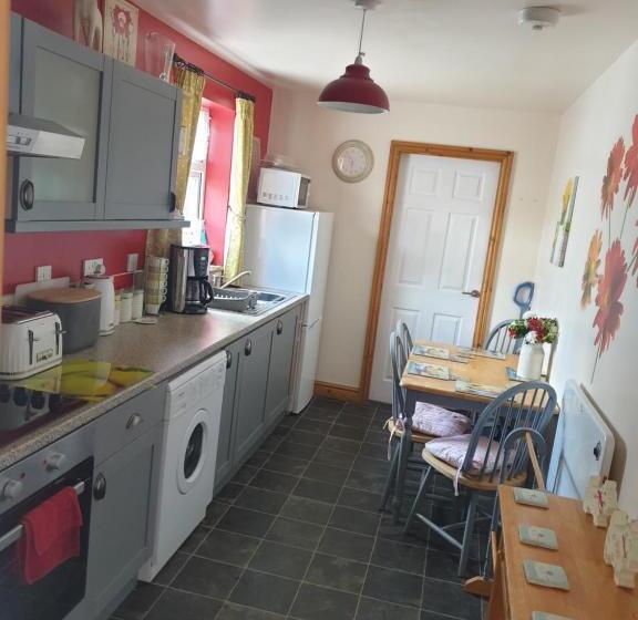 Broadlea Of Robgill Country Cottage & Bed And Breakfast