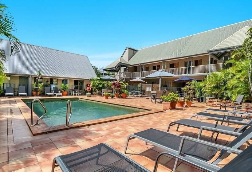 Byron Central Apartments