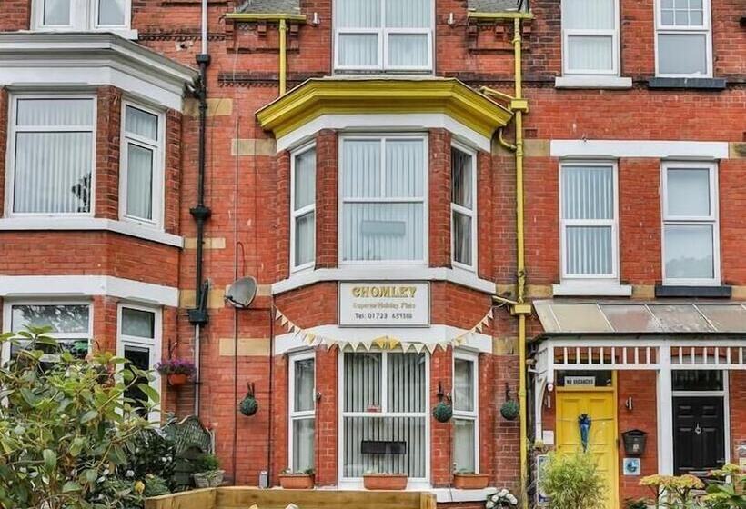 Chomley Holiday Flats