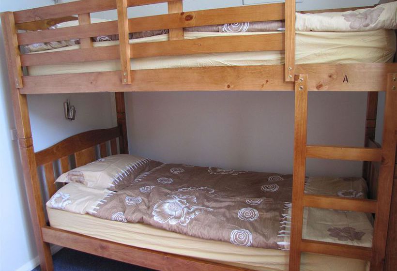 Cooper Lodge Hotel - Hostel