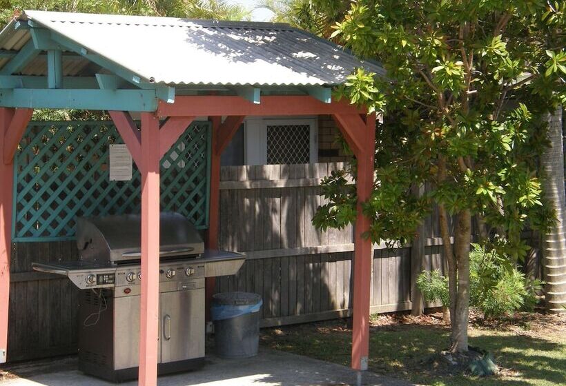 Dolphin Sands Holiday Villas