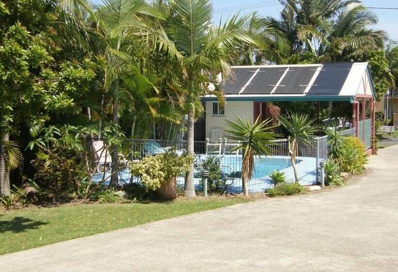 Dolphin Sands Holiday Villas