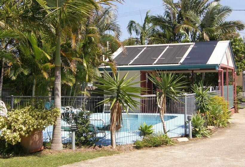 Dolphin Sands Holiday Villas