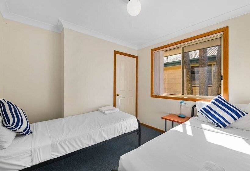 Dolphin Sands Holiday Villas