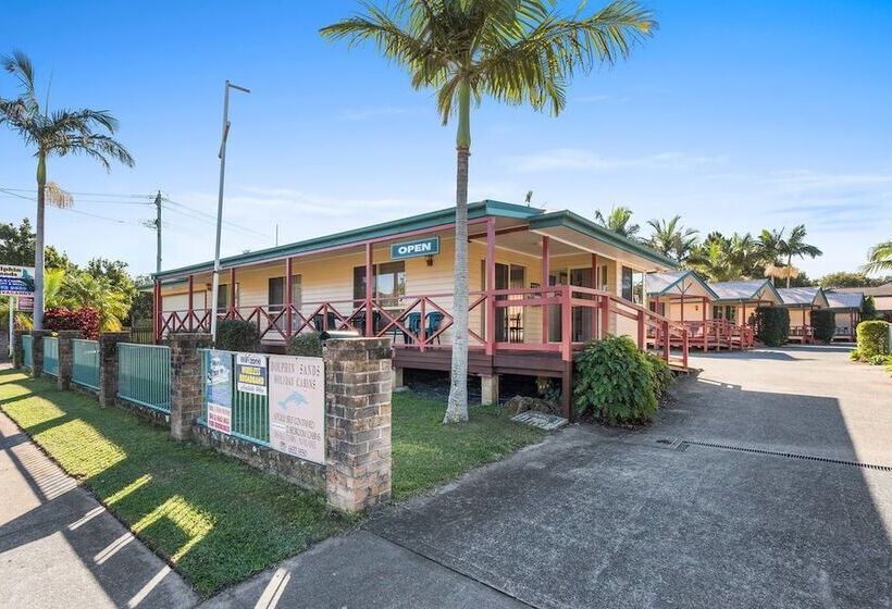 Dolphin Sands Holiday Villas