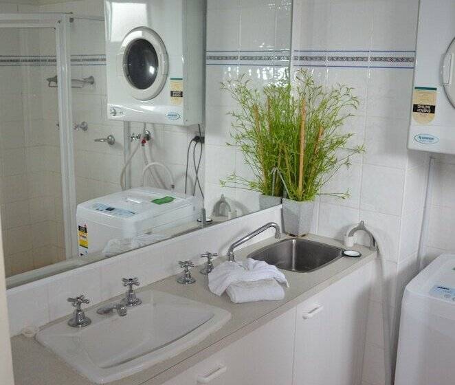 Enderley Gardens Resort