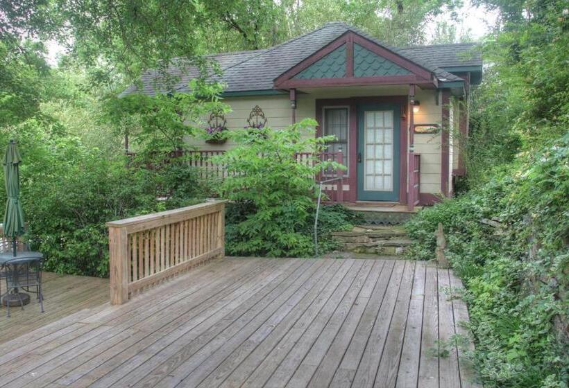 Hidden Springs Bed And Breakfast