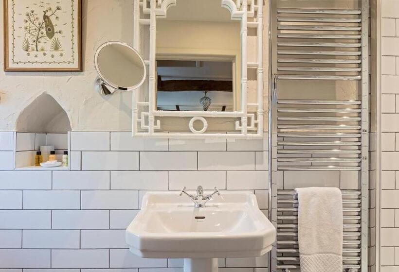 Holly Lodge Boutique B&b