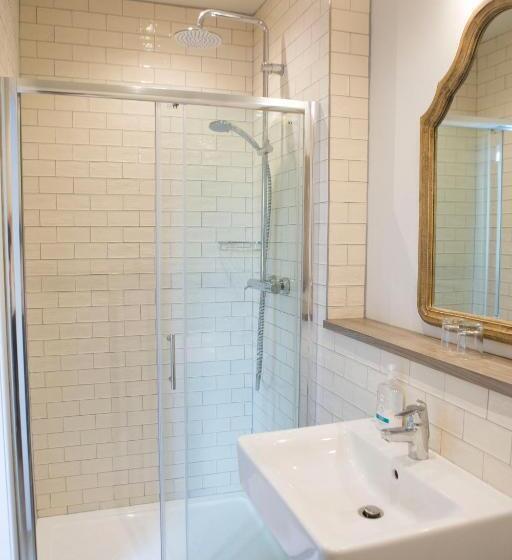 호텔 Gilpin Bridge Inn