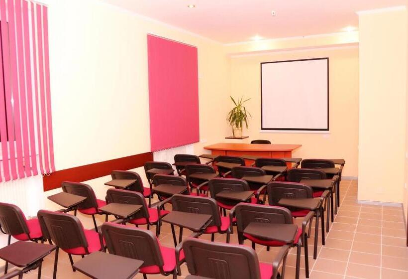 בית מלון כפרי Ligena