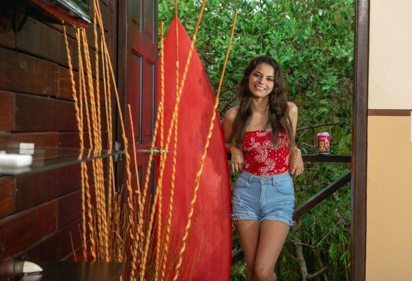 فندق Manglar Lodge