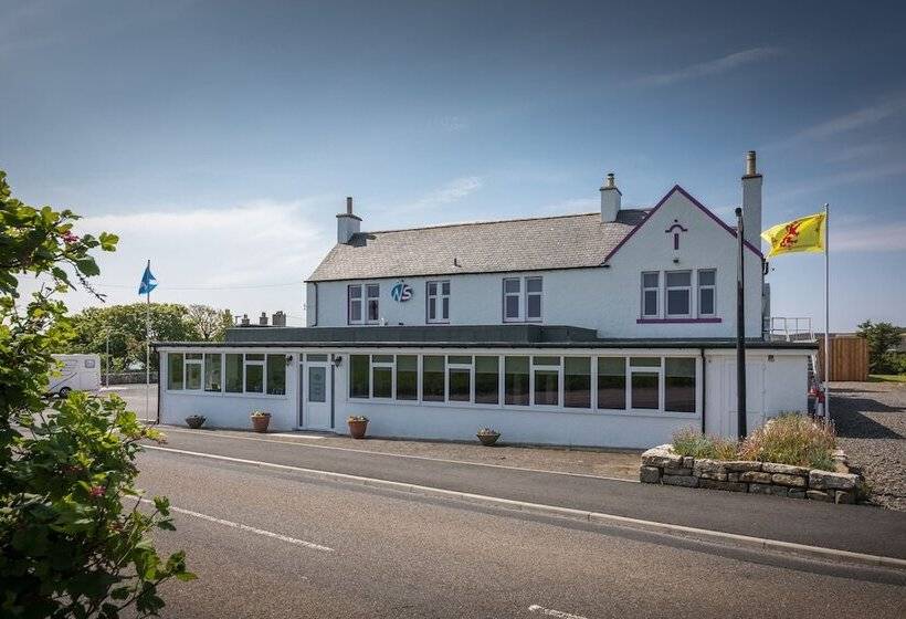 Отель Northern Sands