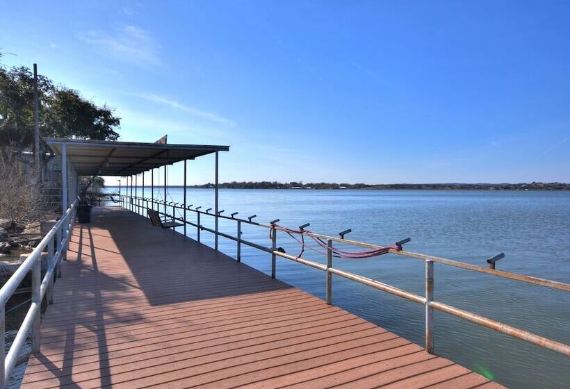 فندق Painted Sky Inn