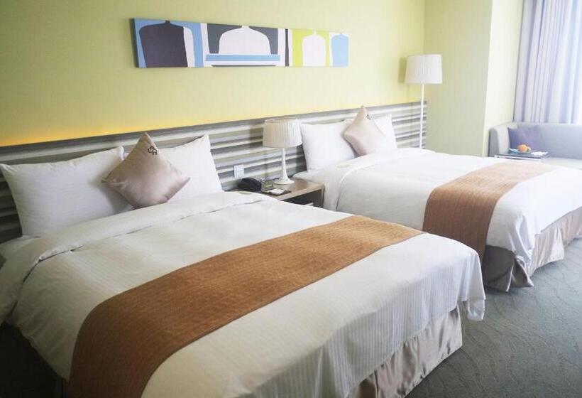 Park City Hotel   Luzhou Taipei