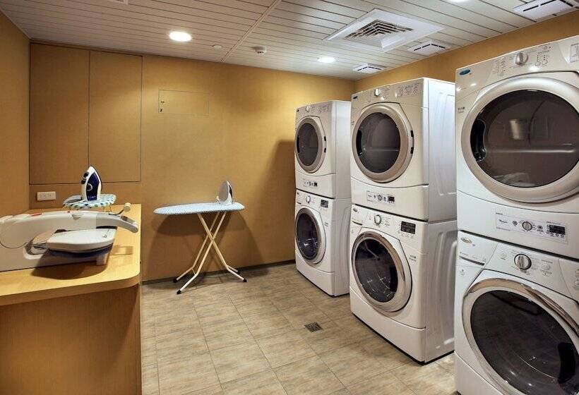 Park City Hotel   Luzhou Taipei