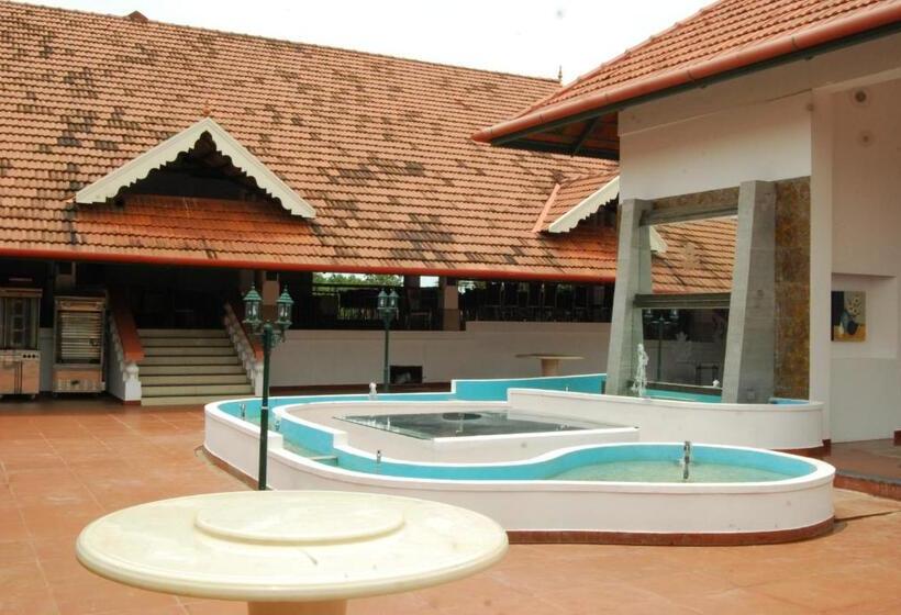 בית מלון כפרי Rajadhani