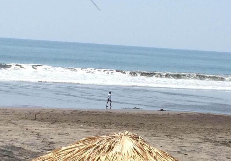 هتل Sabas Beach Resort