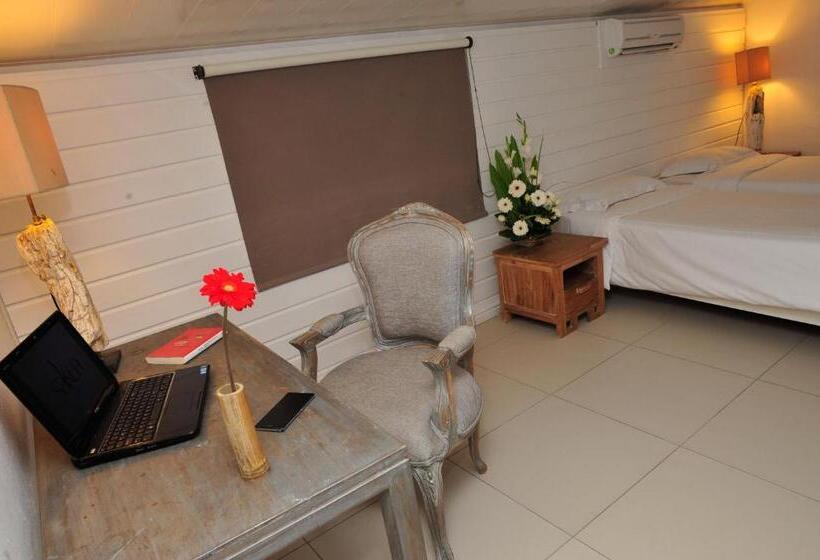 Отель Constance Sakoa Boutik