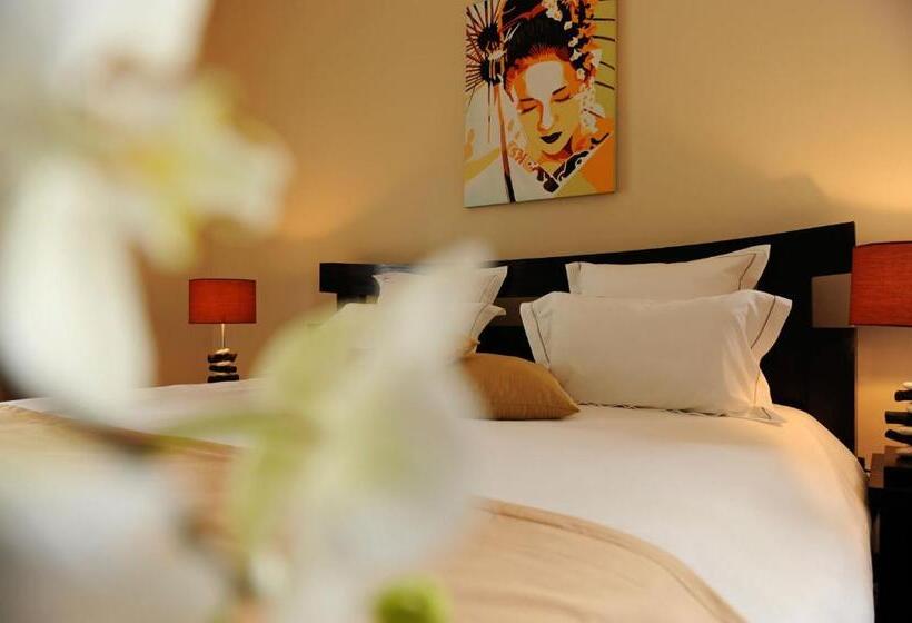 Отель Constance Sakoa Boutik