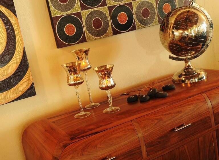 Отель Constance Sakoa Boutik