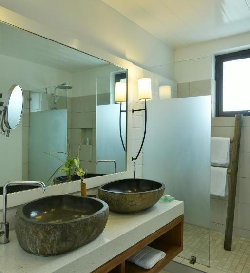 Отель Constance Sakoa Boutik