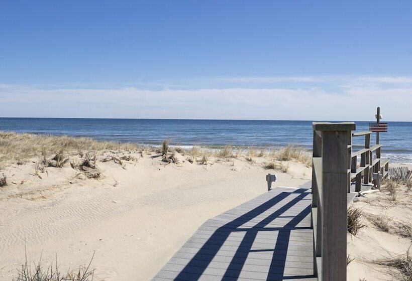 فندق Sea Crest Resort