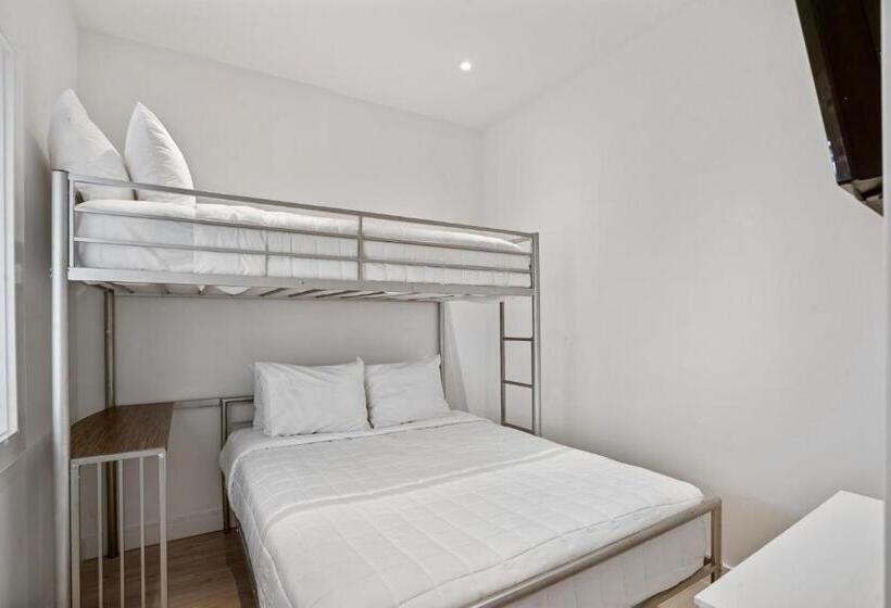 فندق Sea Crest Resort