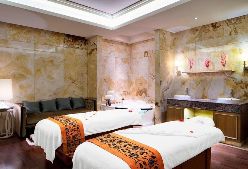 Отель Sheraton Qingdao Jiaozhou