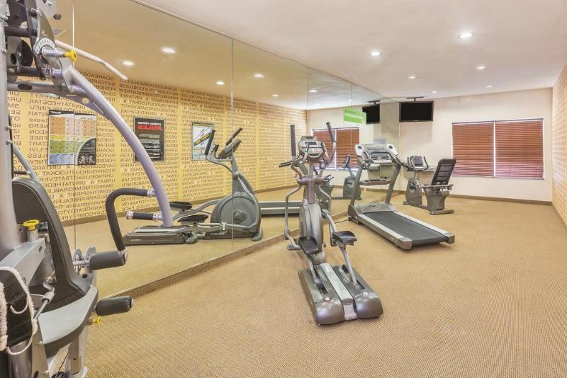 בית מלון כפרי Spark By Hilton Missouri City