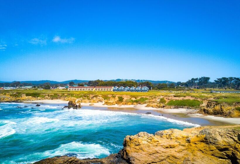 فندق Surf And Sand Lodge