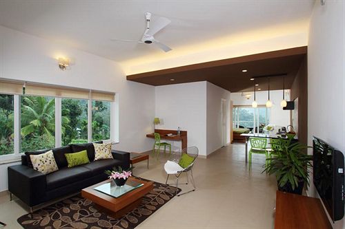 בית מלון כפרי Swiss County Resort