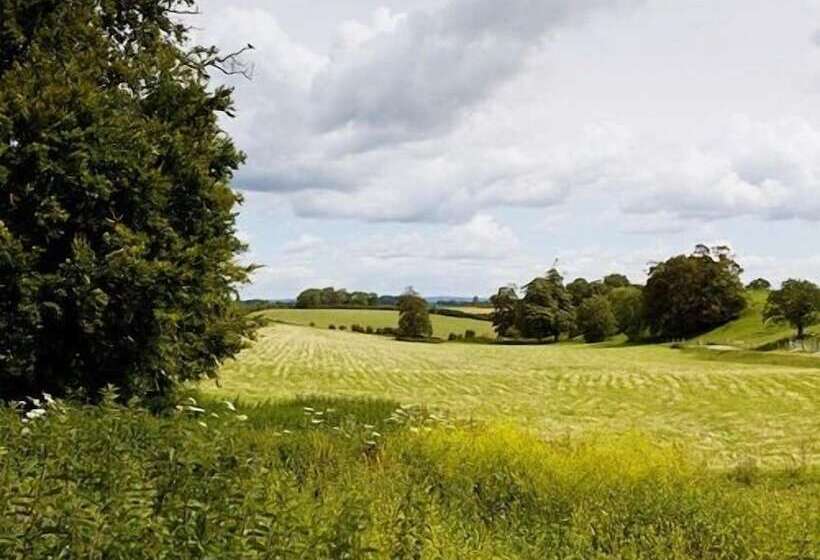 ホテル The Blacksmiths Arms