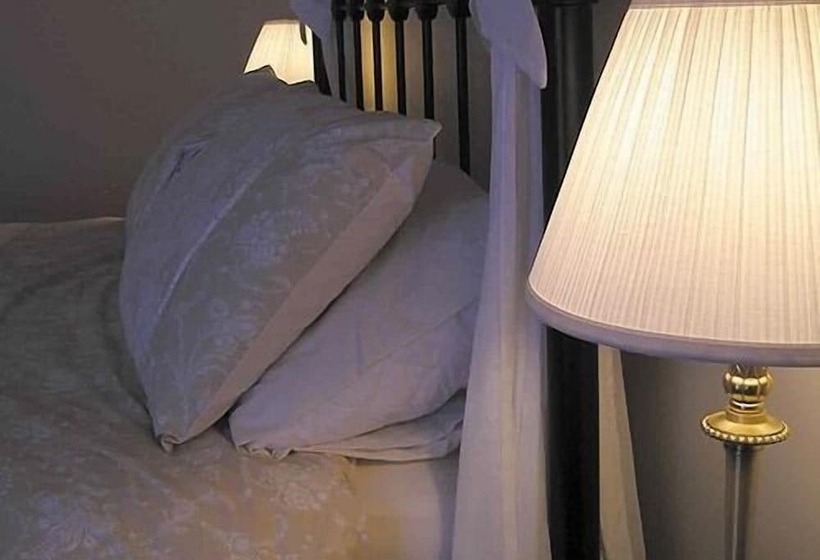 ホテル The Blacksmiths Arms