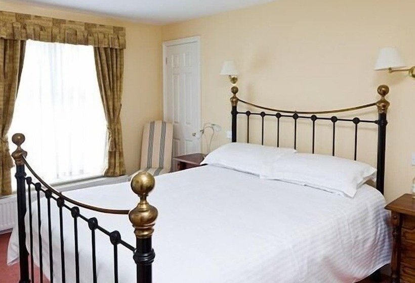 ホテル The Blacksmiths Arms