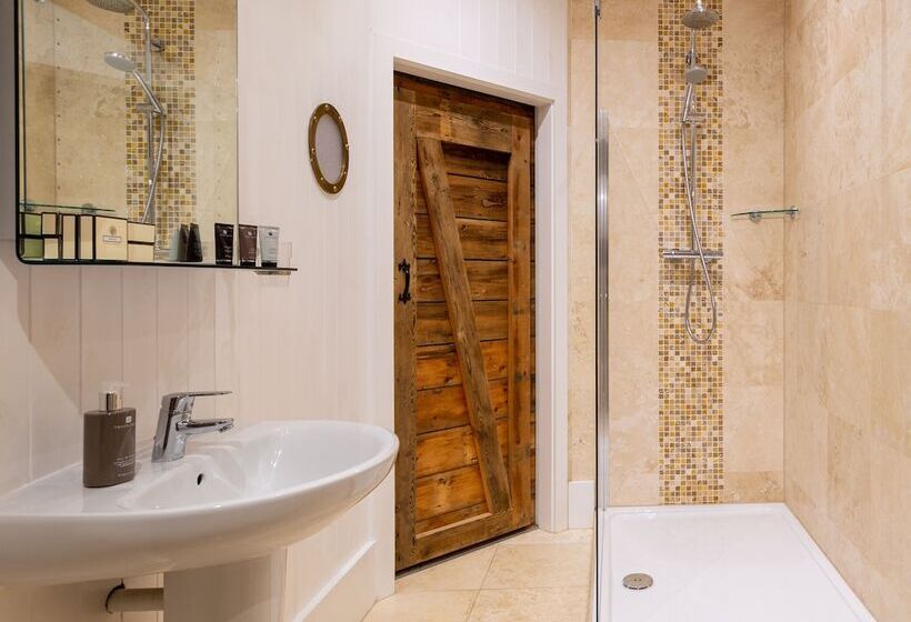 בית מלון כפרי The Craven Heifer Addingham