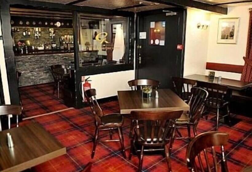 ホテル Elphinstone